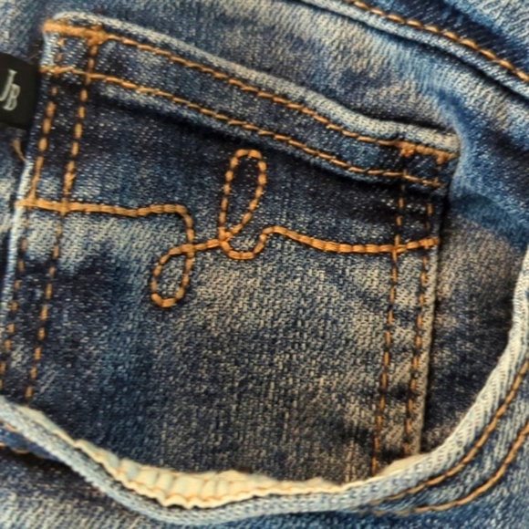 Judy Blue Hi-Waisted Embroidered Pocket Relaxed Fit 7/28 - Picture 10 of 16